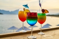 Erfrischende Sommercocktails: Genussvolle Vielfalt für heiße Tage Erfrischende Sommercocktails: Genussvolle Vielfalt für heiße Tage